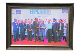 Award Received From Mrs. Kiran Pedi, Honourable Lieutenant Governor, Puducherry, Tamilnadu, And EEPC Officials
